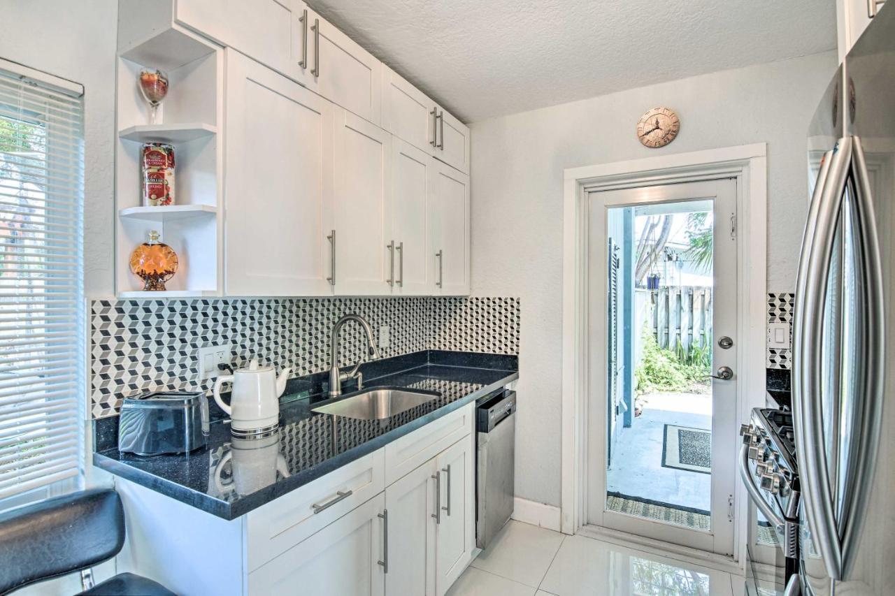 Shady And Eclectic Fort Lauderdale Dwelling With Yard! Exterior foto